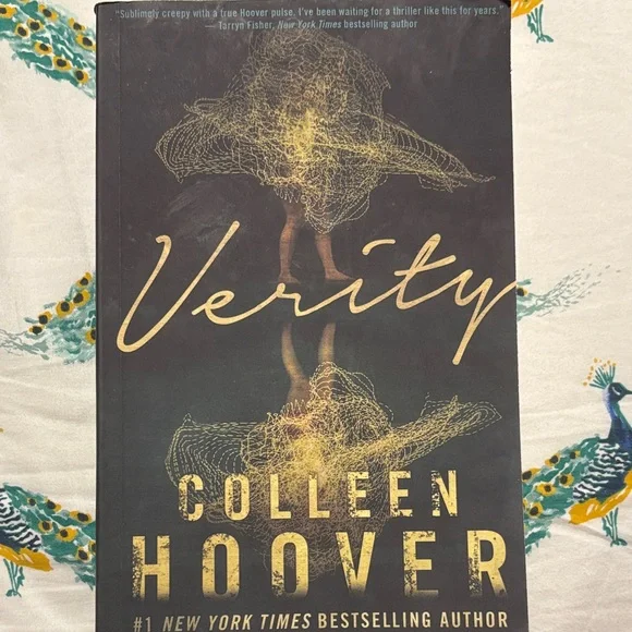 Colleen Hoover Book Set - Picture 4 of 5
